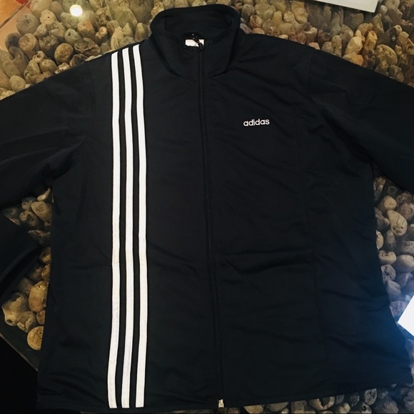 Adidas - Women’s climacool track suit. - Picture 2 of 8